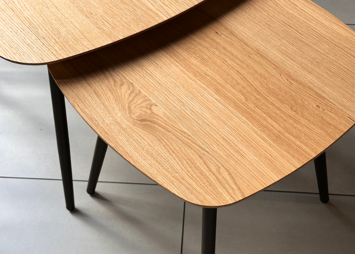 Sivupöytien setti metallijaloilla Geometric